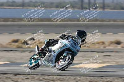 media/Dec-05-2025-CVMA Friday Practice (Fri) [[303bad9a84]]/4-Racer 4-Trackday 1/Session 2 (Turn 14)/